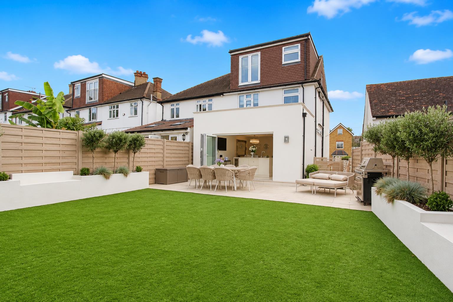 Salisbury Road, Banstead